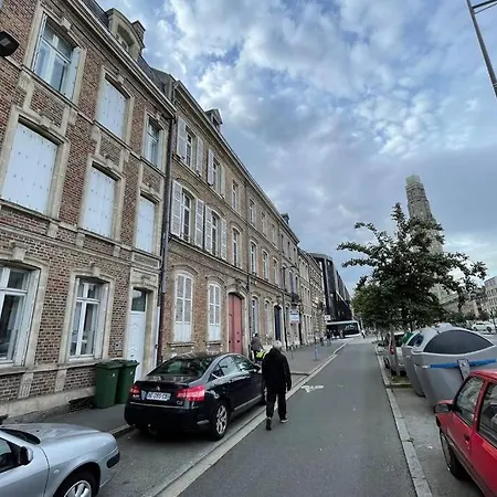 - 4 Pers - Netflix - Gare - Parking